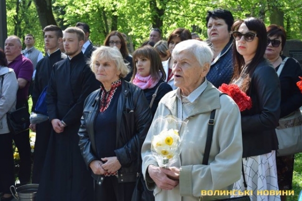 «Це трагедія нашої свідомості»: лучани згадали Чорнобильську катастрофу