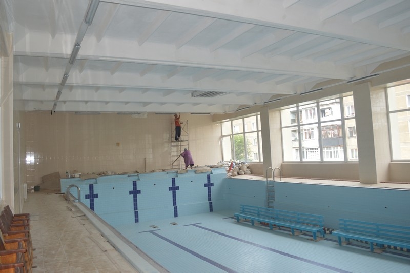 У комплексній дитячо-юнацькій спортивній школі імені Є. Кондратовича завершують ремонтні роботи