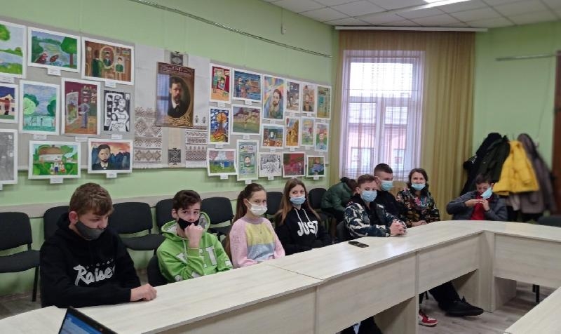 У Ковельському історичному музеї розгорнуто експозицію до 100-річчя Української революції «Пам’ять Героїв Базару»