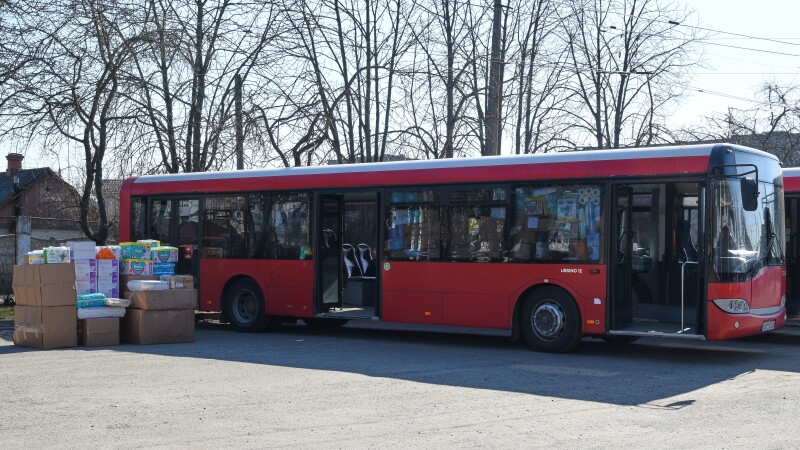 Луцьк отримав шість автобусів та гуманітарну допомогу від міста-партнера Каунас