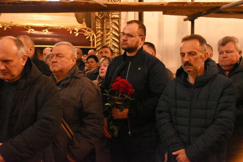 Лучани попрощалися із загиблим у війні з РФ Георгієм Плісаком