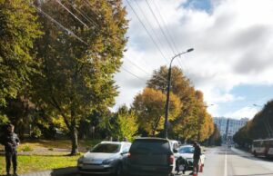 У Луцьку на проспекті Молоді сталася ДТП за участю трьох автомобілів
