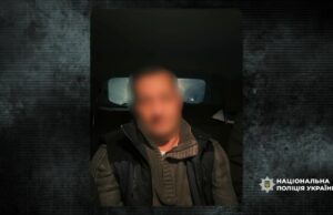 (Українська) Поліція Луцька затримала фахівця зі зламу авто