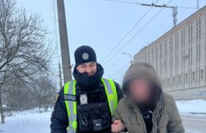 У Луцьку небайдужий врятував чоловіка від зимової негоди