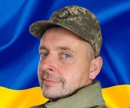 У селі Ковбань попрощаються із загиблим воїном Сергієм Замлинним