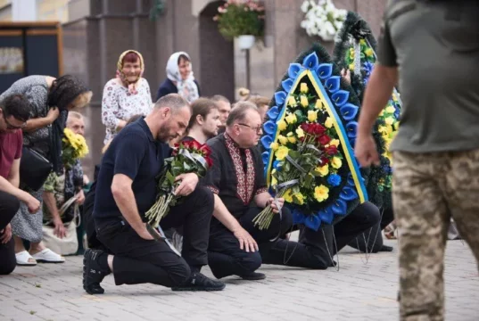 У Луцьку попрощалися з Дмитром Лавренчуком та Олександром Горбачем