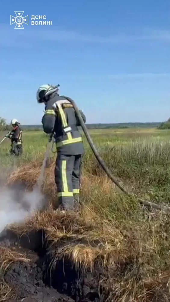 image На Волині ліквідували пожежу торфовища біля Костюхнівки, триває гасіння поблизу Ржищева