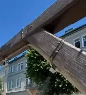 У Луцьку ввімкнули вуличні душі та системи туманоутворення