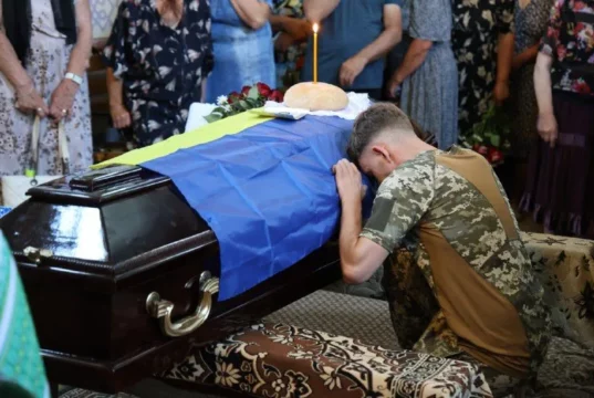 У Шепелі попрощалися з військовим Борисом Кузьмічуком