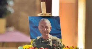 Нововолинська громада попрощалася із захисником Віталієм Мінчуком