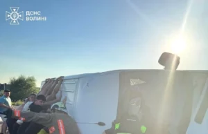 Біля села Вишнів у Ковельському районі рятувальники деблокували двох постраждалих у ДТП