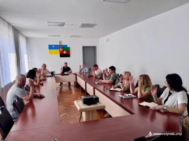 У Нововолинську планують придбати житло для двох дитячих будинків сімейного типу