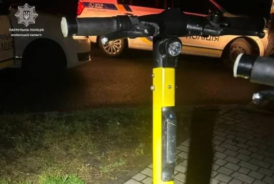 У Луцьку патрульні зупинили нетверезого водія електросамоката