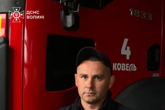 На Ковельщині рятувальник у позаслужбовий час врятував пасажира з-під трактора