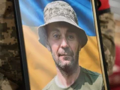 У Луцьку попрощалися із загиблим військовим Валерієм Ткачуком