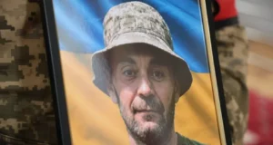 У Луцьку попрощалися із загиблим військовим Валерієм Ткачуком
