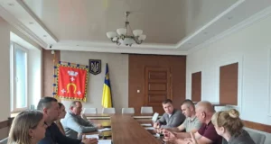 У Ковельській громаді продовжують боротися з борщівником