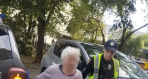 У Луцьку патрульні допомогли розгубленій літній жінці