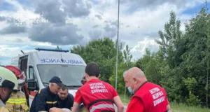У Луцькому районі рятувальники деблокували водія після ДТП