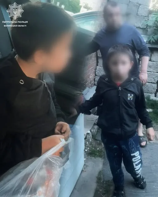 image У Луцьку патрульні двічі повернули додому людей, що заблукали