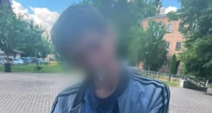 У Луцьку патрульні зупинили чоловіка з ймовірним наркотиком