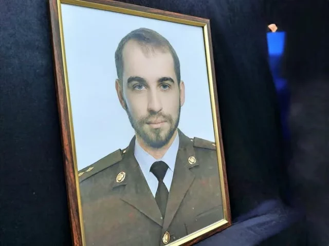 У Ковелі попрощалися з полеглим захисником Артемом Кузьмичуком