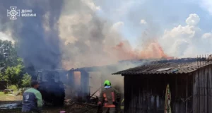 У селі Миловань Ковельського району загорілася господарська споруда