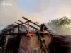 У селі Полиці через грозу загорілася господарська споруда У селі Полиці через грозу загорілася господарська споруда