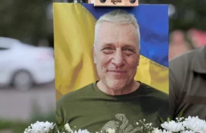 (Українська) У Нововолинську попрощалися з воїном Марком Разумовським У Нововолинську попрощалися з воїном Марком Разумовським
