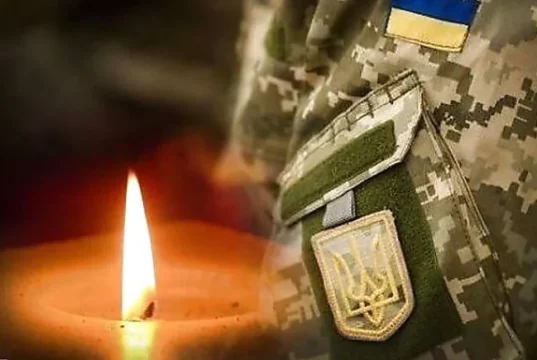 Турійська громада прощається з військовослужбовцем Сергієм Остапуком