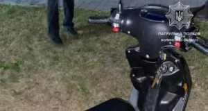 Поблизу Луцька мотопатруль виявив двох неповнолітніх водіїв без права керування