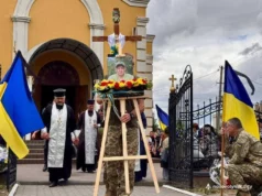Нововолинська громада попрощалася із захисником Євгеном Мазурком Нововолинська громада попрощалася із захисником Євгеном Мазурком