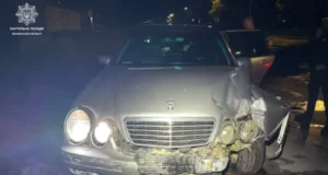 У Луцьку водій Mercedes після ДТП вживав алкоголь: патрульні оформили протоколи