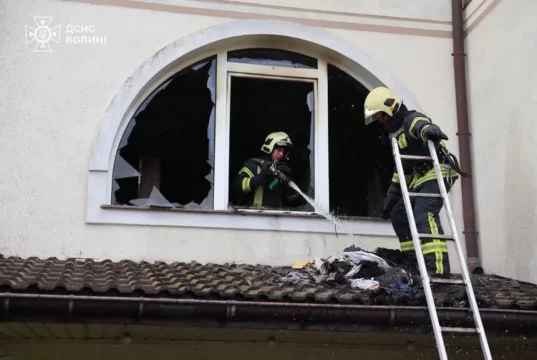 У Луцьку загасили пожежу в житловому будинку на вулиці Теремнівській