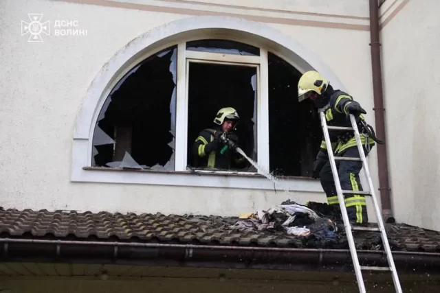 image У Луцьку загасили пожежу в житловому будинку на вулиці Теремнівській