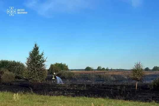 На Волині гасять пожежу торфу в Камінь-Каширському районі, у Володимирському її вже ліквідували