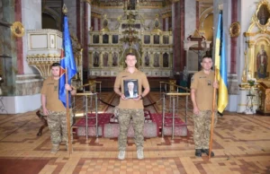 У Луцьку попрощалися із загиблим захисником Костянтином Бойком У Луцьку попрощалися із загиблим захисником Костянтином Бойком