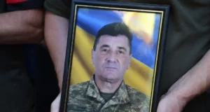 У Луцьку попрощалися з військовим Олександром Зінчуком