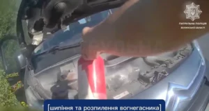 У Ковелі патрульні загасили займання в автомобілі