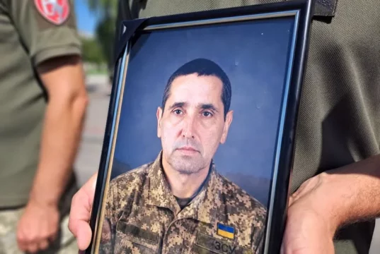 Ковельська громада попрощалася із солдатом Олександром Резванюком