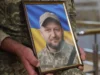 (Українська) У Луцьку попрощалися з полеглим захисником Андрієм Малим У Луцьку попрощалися з полеглим захисником Андрієм Малим