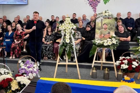 Нововолинська громада попрощалася із захисником Миколою Мурмилем