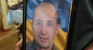 У селі Шепель провели в останню дорогу захисника Руслана Снопка