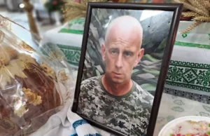 Ковельська громада попрощалася із молодшим сержантом Валентином Колочуном