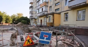 У Луцьку на вулиці Теремнівській капітально ремонтують тепломережу