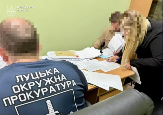 У Луцьку працівникам ліцею оголосили підозру в заволодінні бюджетними коштами