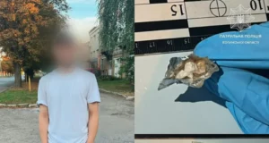 У Луцьку патрульні виявили у 22-річного чоловіка ймовірні наркотики
