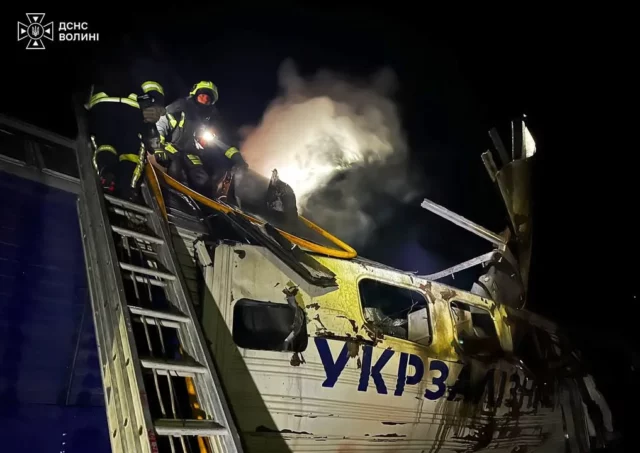 На Волині через російський удар загорівся тепловоз