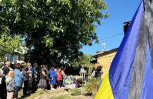 Нововолинська громада провела в останню путь Валентина Кушнірука