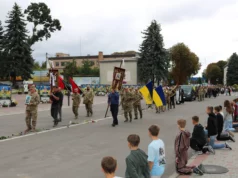 У Марковичах провели в останню дорогу 19-річного захисника Арсена Хачатряна У Марковичах провели в останню дорогу 19-річного захисника Арсена Хачатряна